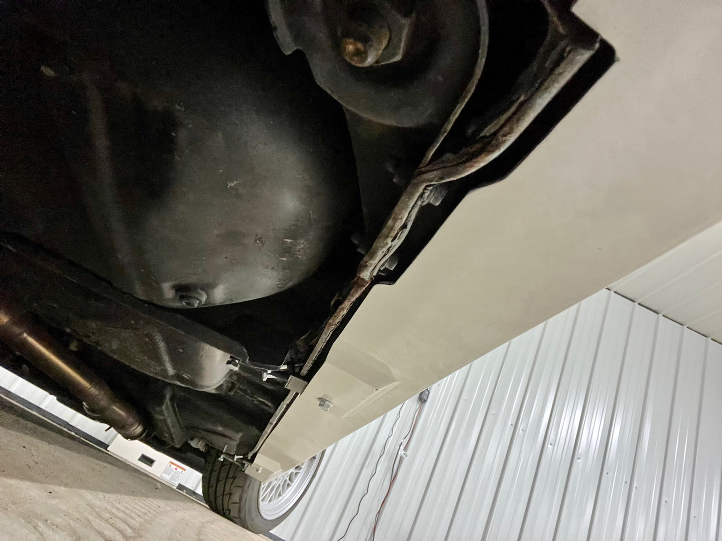 E30 V2 OEM+ Side Skirts image 12