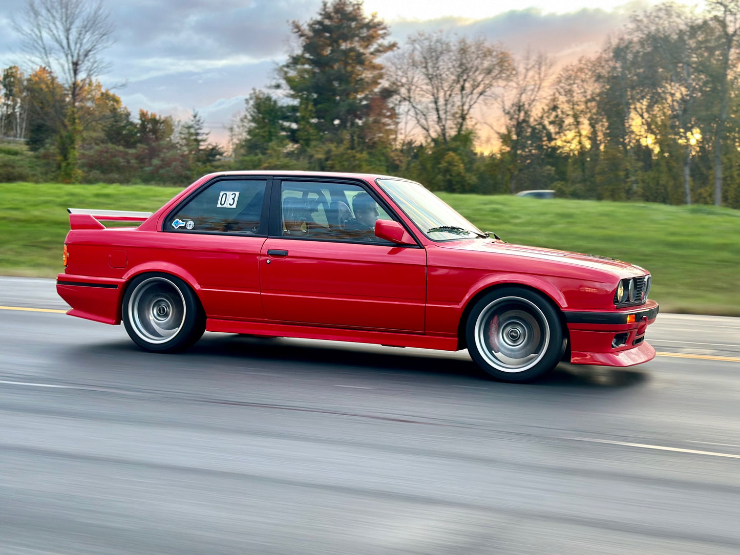 E30 V2 OEM+ Side Skirts image 2